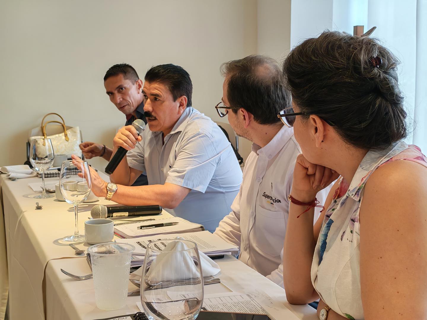 background-player-video