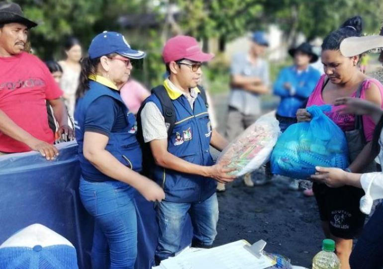 Se entregaron ayudas humanitarias a familias damnificadas por las inundaciones del río Casanare