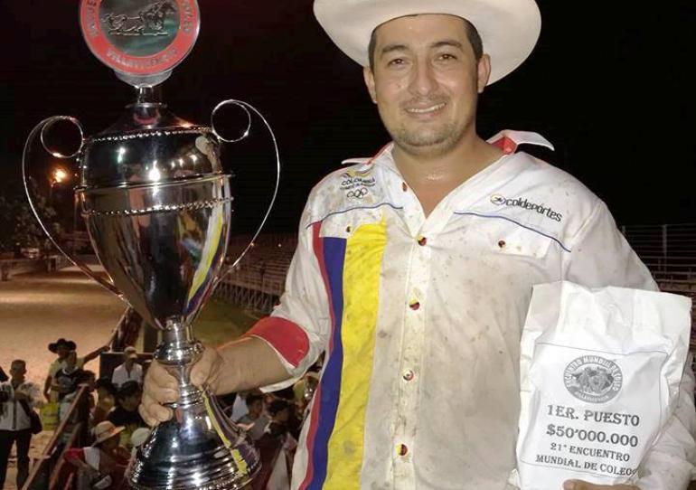 El coleador Araucano Yimar Pompilio Gamboa ganador del Mundial de Coleo
