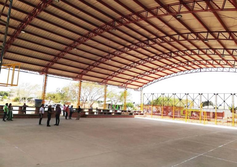 Con una inversión de $3.500 millones se construye cuatro escenarios deportivos en Orocué 