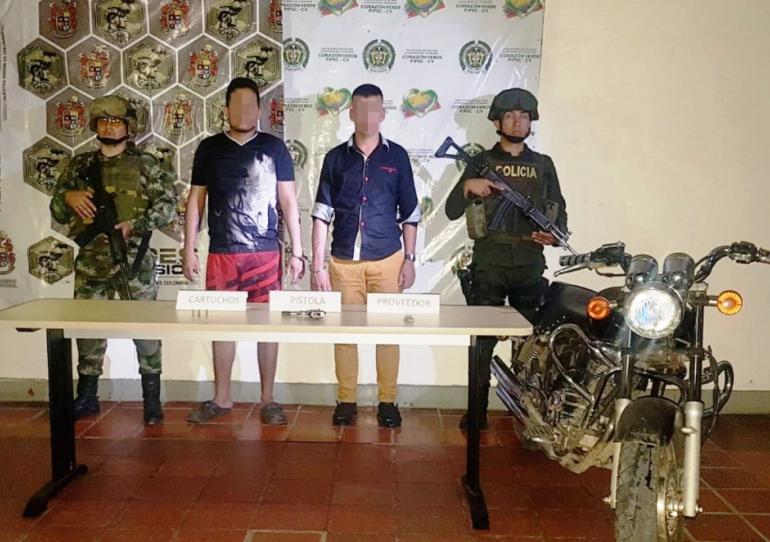 Ejército Nacional capturó a dos sujetos que extorsionaban a comerciantes y transportadores en Arauca