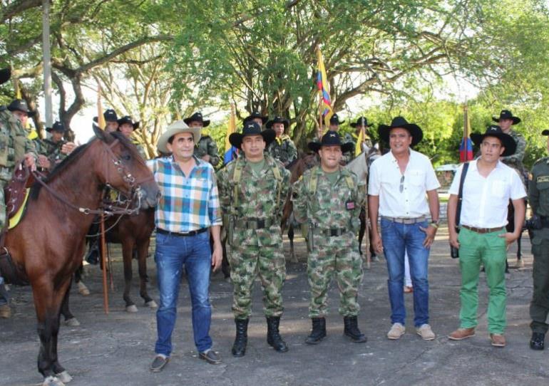 42 caballos aperados recibió el ejército por parte de la alcaldía del municipio de Pore