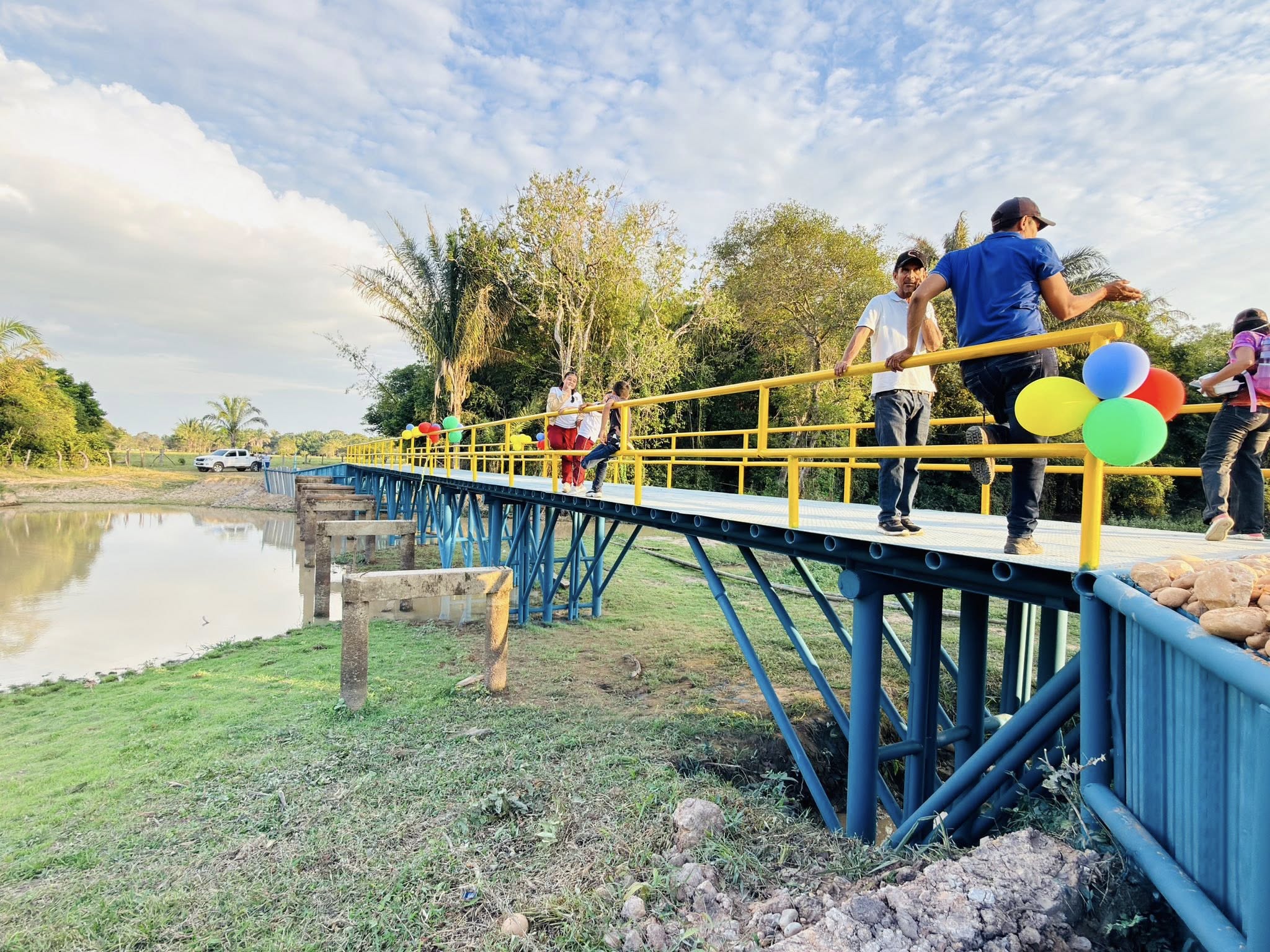 background-player-video