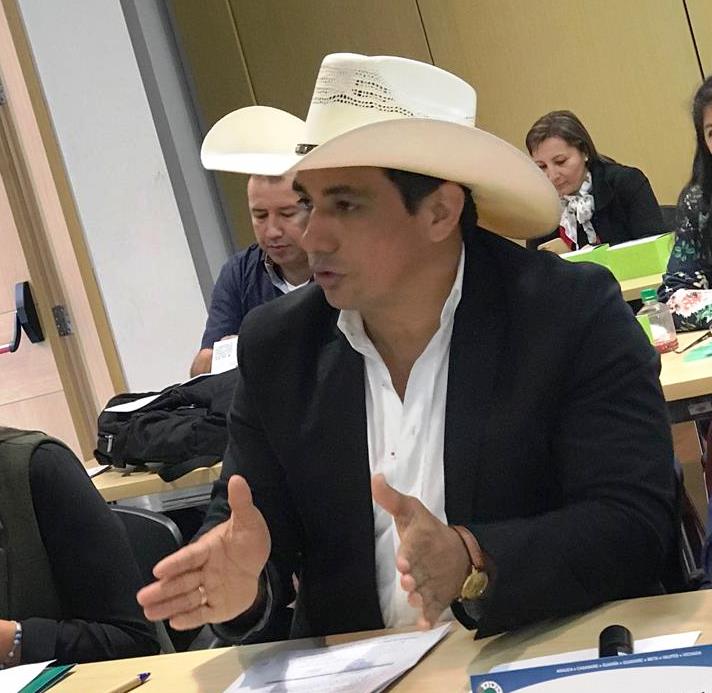 Gobernador logró aprobación de cuatro proyectos en OCAD Regional