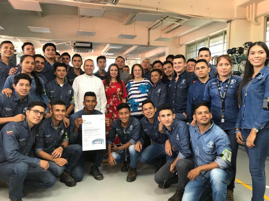 SENA Regional Casanare: ¡Certificada Internacionalmente en hidráulica por BOSCH-REXROTH!