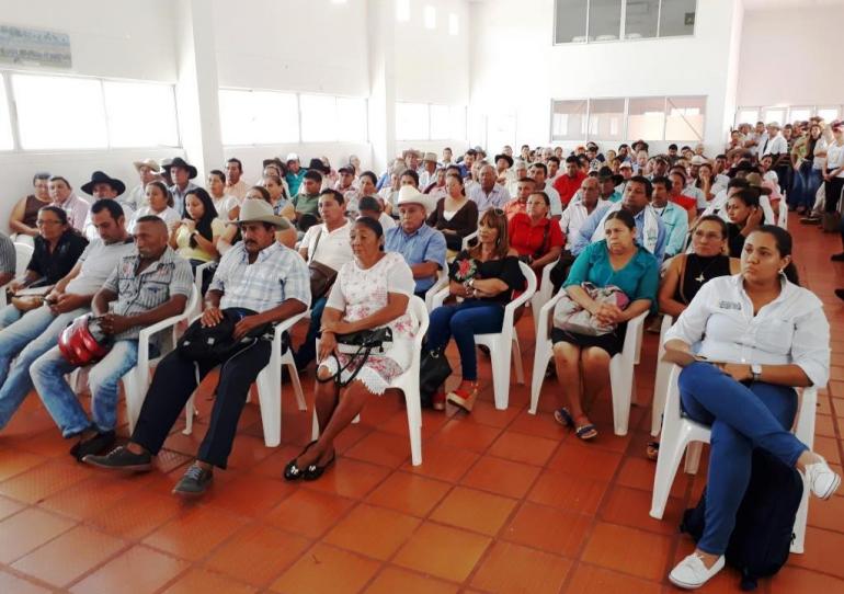 Nueve veredas de Paz de Ariporo se benefician con proyecto de Plantas Solares 