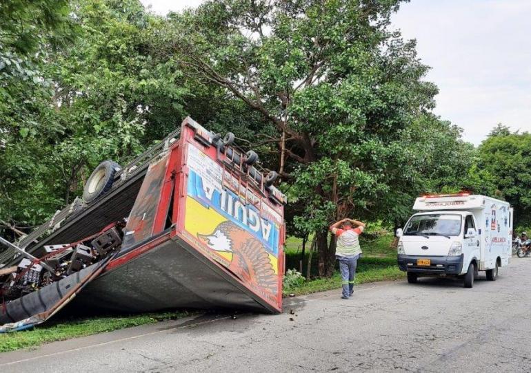 Una persona muerta y dos heridas dejó accidente de tránsito en la vía a Hato Corozal
