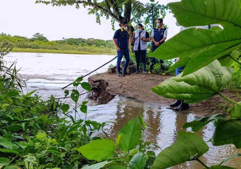 Gobernador y alcaldesa entregaron ayudas a damnificados por inundaciones en Pore