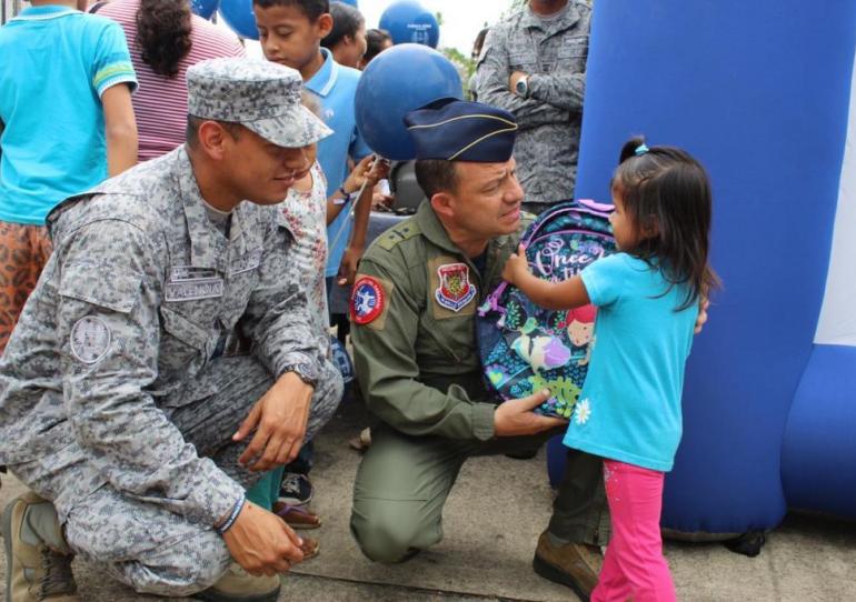 Brigada de salud realizada por la Fuerza Aérea en Paz de Ariporo fue todo un éxito