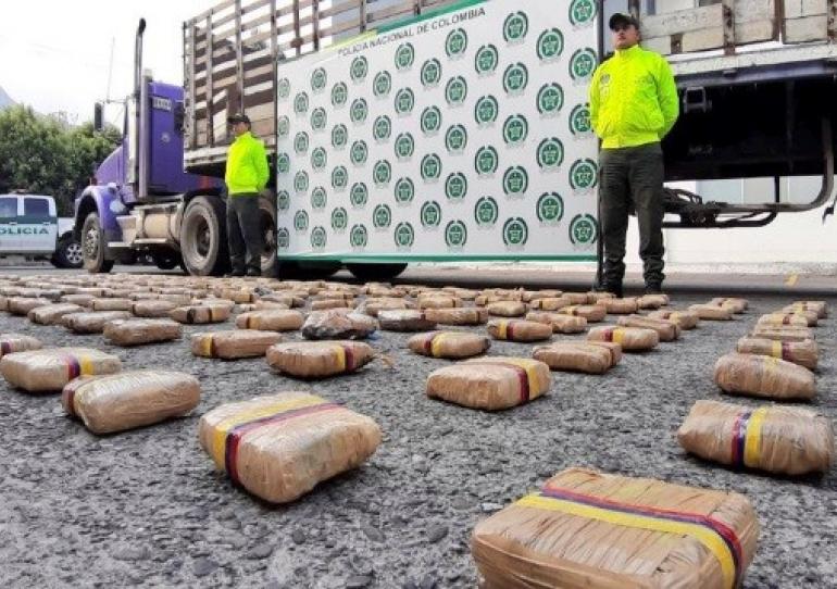 En Yopal detuvieron tracto camión que transportaba 200 libras de marihuana tipo cripy
