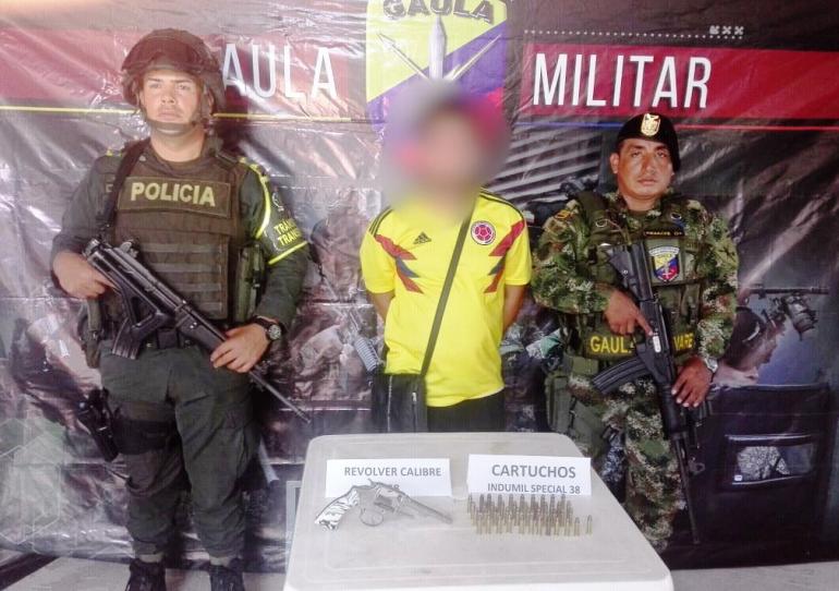 En la vía Paz de Ariporo – Hato Corozal fue capturado presunto integrante de las redes de apoyo de Grupos Armados Organizados - GAO