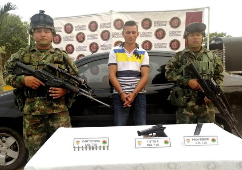 Ejército Nacional capturó en Tame a sujeto sindicado de cometer asesinatos selectivos