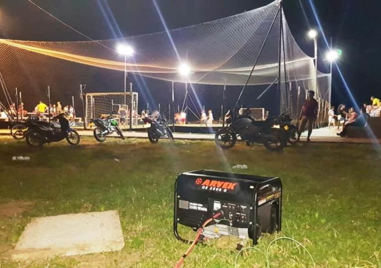 Por no pago, cortan la energía eléctrica de todos los escenarios deportivos del casco urbano de Hato Corozal