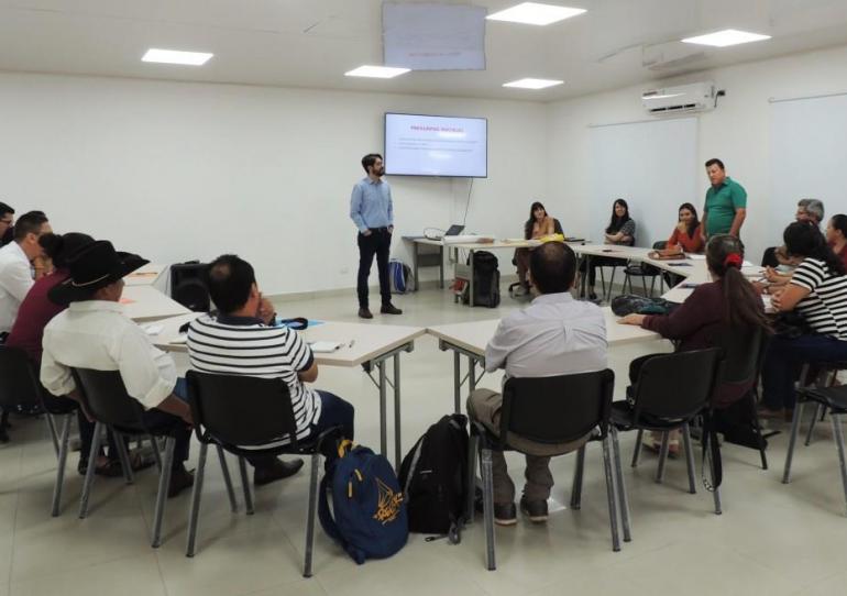 Docentes de Ciencias Sociales participaron en el primer Taller Conmemorativo del Bicentenario