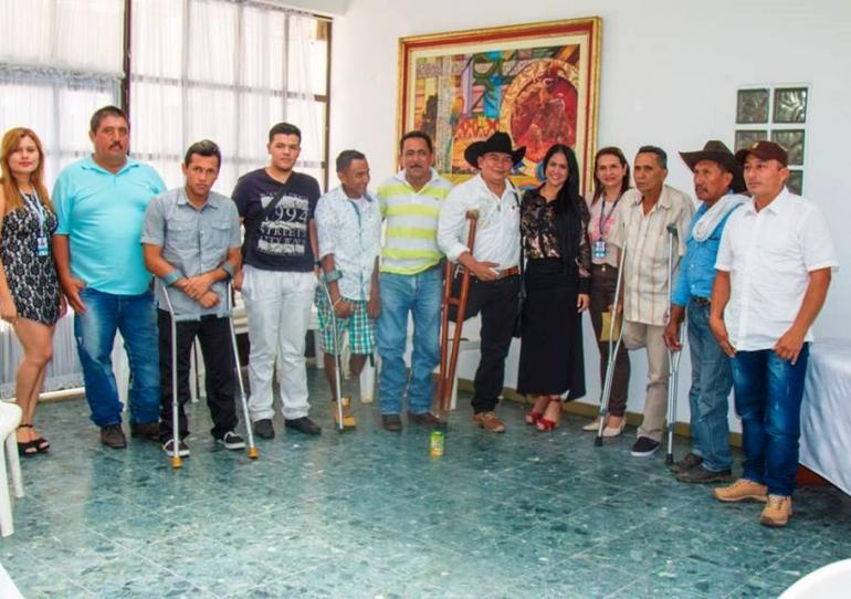 Gestora Social del Departamento recibió a las 12 personas beneficiadas con prótesis en Medellín