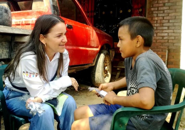 Padres de familia se comprometen a matricular a sus hijos para que asistan a los colegios sin excusa alguna