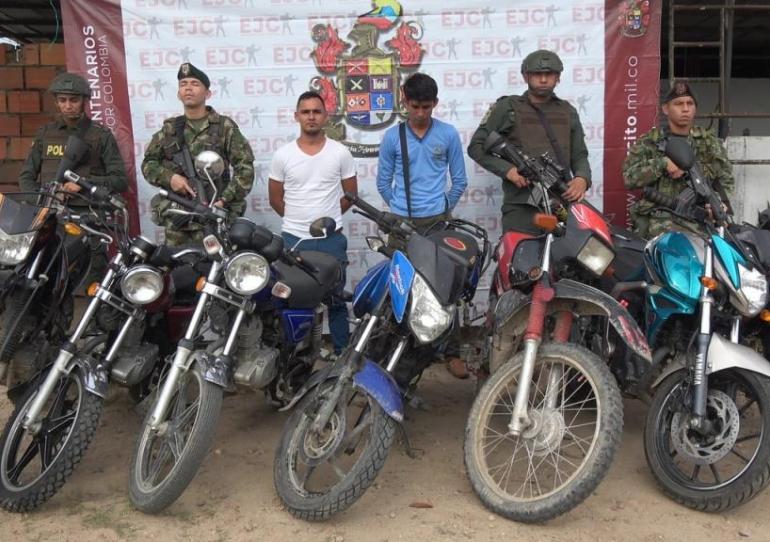 Ejército y Policía Nacional recuperan siete motocicletas en Puerto Jordán, Arauca