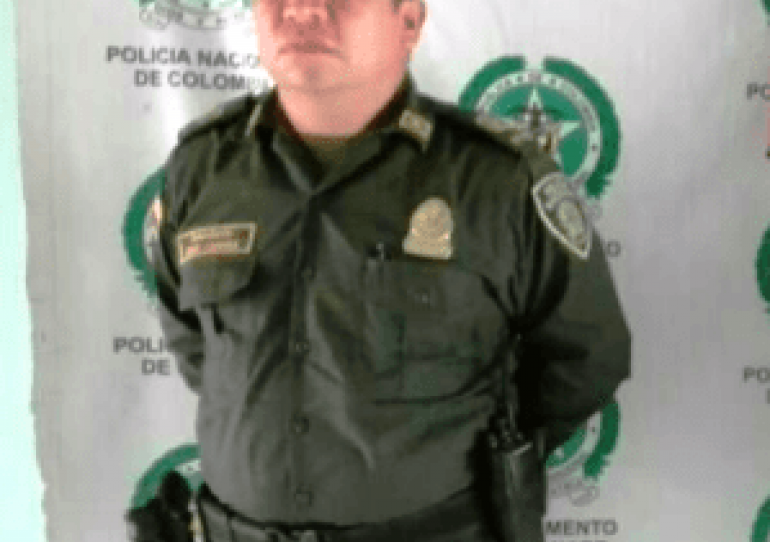 Madre de menor presuntamente abusada por sargento de la Policía pide justicia