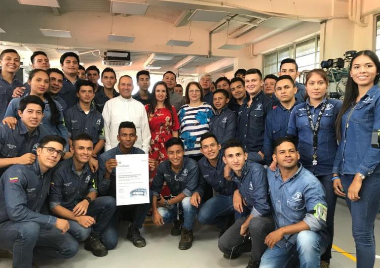 SENA Regional Casanare: ¡Certificada Internacionalmente en hidráulica por BOSCH-REXROTH!