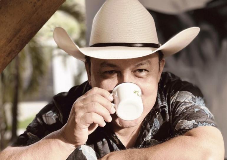 Walter Silva, lanza sencillo musical acústico titulado -El Primer Café-
